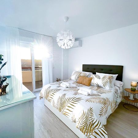 Apartamento A 900 M De La Playa Y Con Vistas Al Mar En Fuengirola Exteriör bild