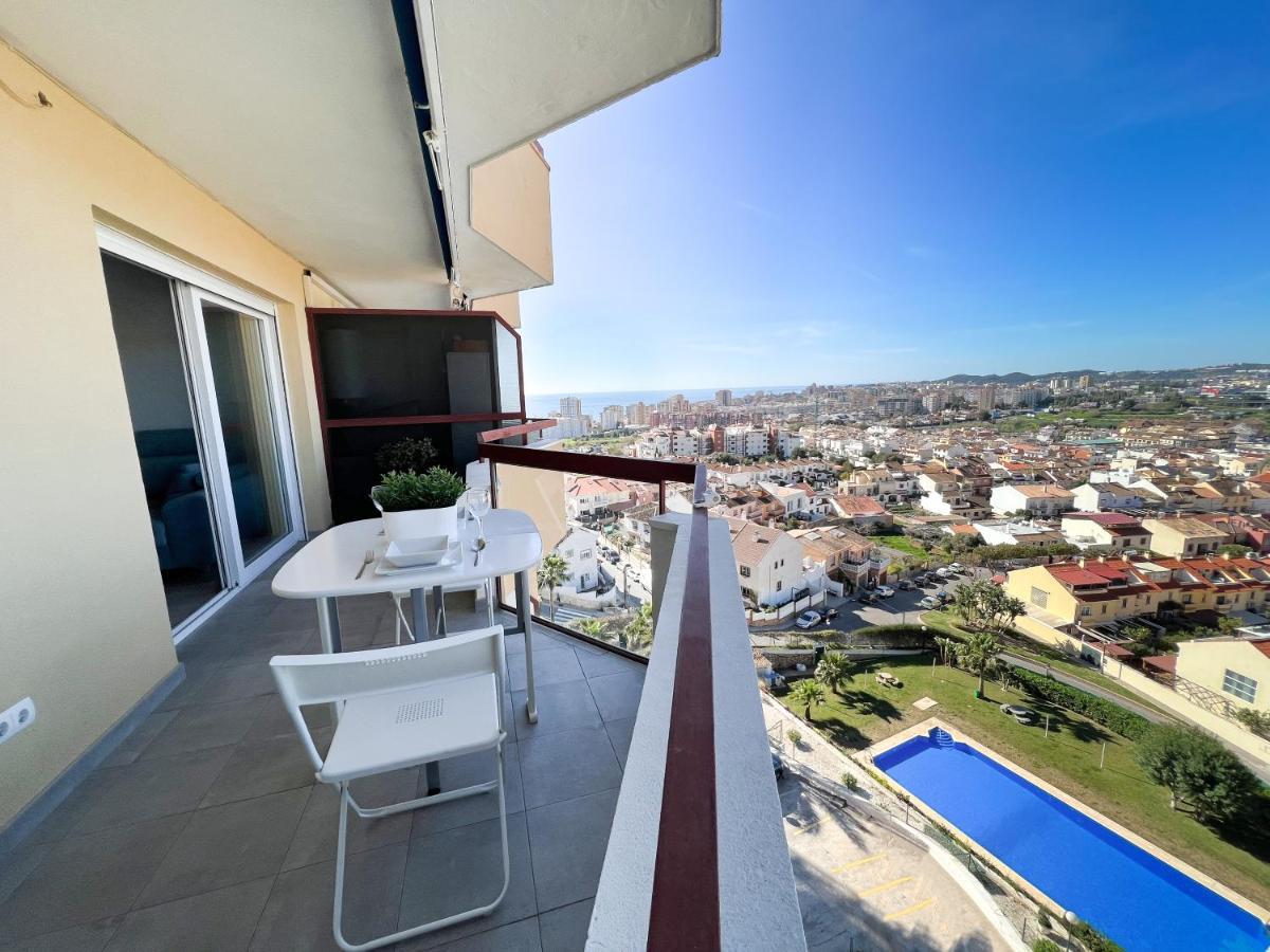 Apartamento A 900 M De La Playa Y Con Vistas Al Mar En Fuengirola Exteriör bild