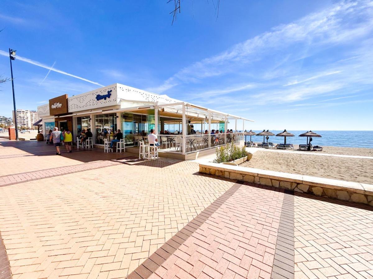 Apartamento A 900 M De La Playa Y Con Vistas Al Mar En Fuengirola Exteriör bild