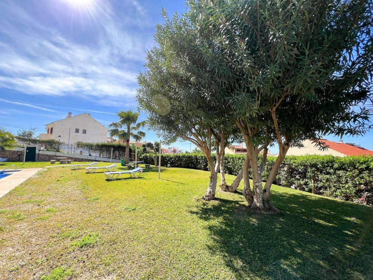 Apartamento A 900 M De La Playa Y Con Vistas Al Mar En Fuengirola Exteriör bild