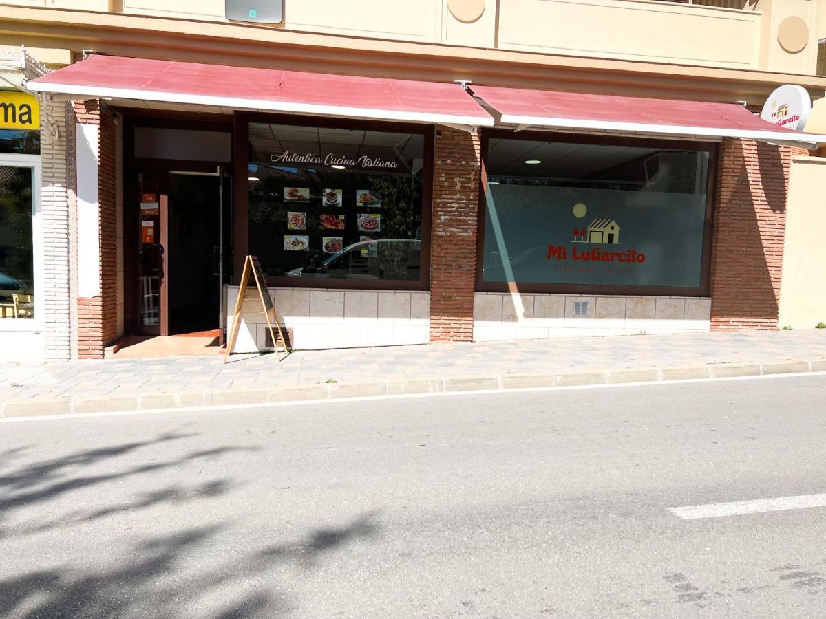 Apartamento A 900 M De La Playa Y Con Vistas Al Mar En Fuengirola Exteriör bild